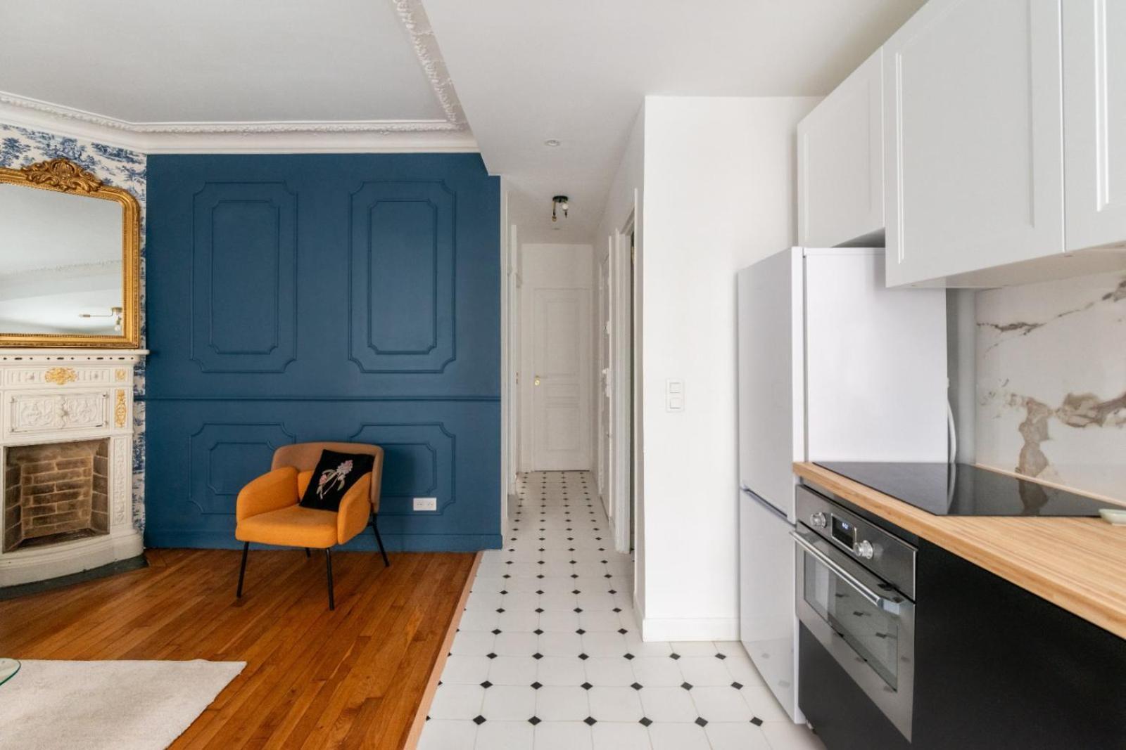 Apartment Charming Parisian Flat Near Eiffel Tower Paris